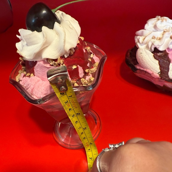 Decorative Ice Cream Sundae and Banana Split Set - Picture 7 of 12